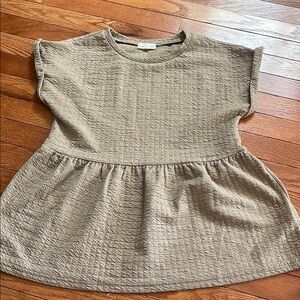 EUC Women’s Roolee Brown Blouse